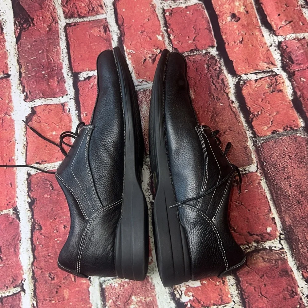 Johnston & Murphy Black Leather Men's Shoes 11M